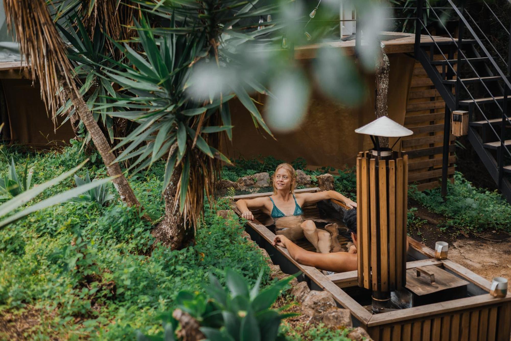 Las Cupulas At Earth Lodge Antigua Екстериор снимка