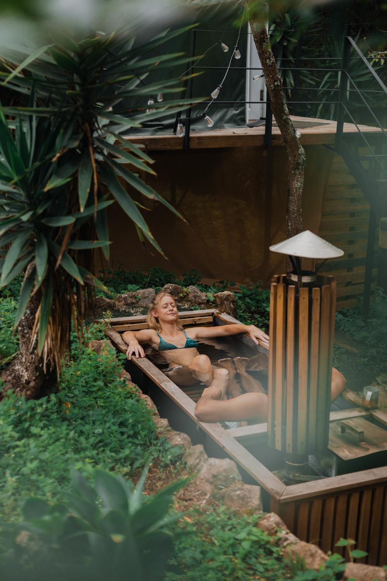 Las Cupulas At Earth Lodge Antigua Екстериор снимка