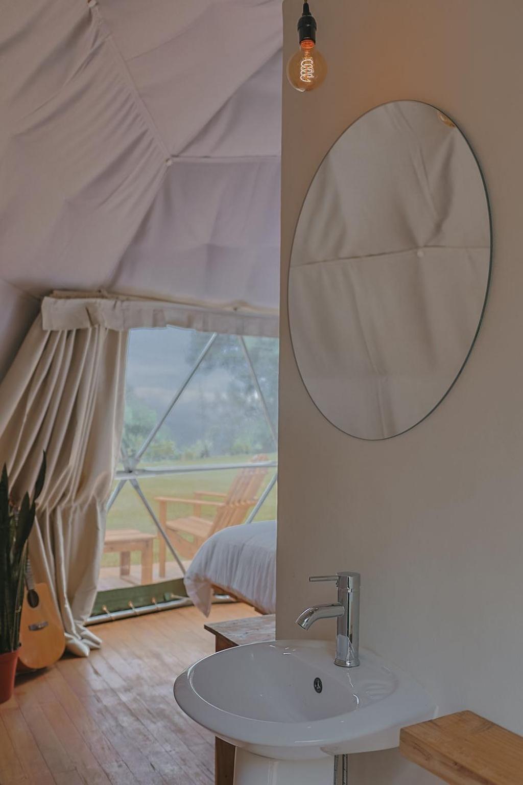 Las Cupulas At Earth Lodge Antigua Екстериор снимка