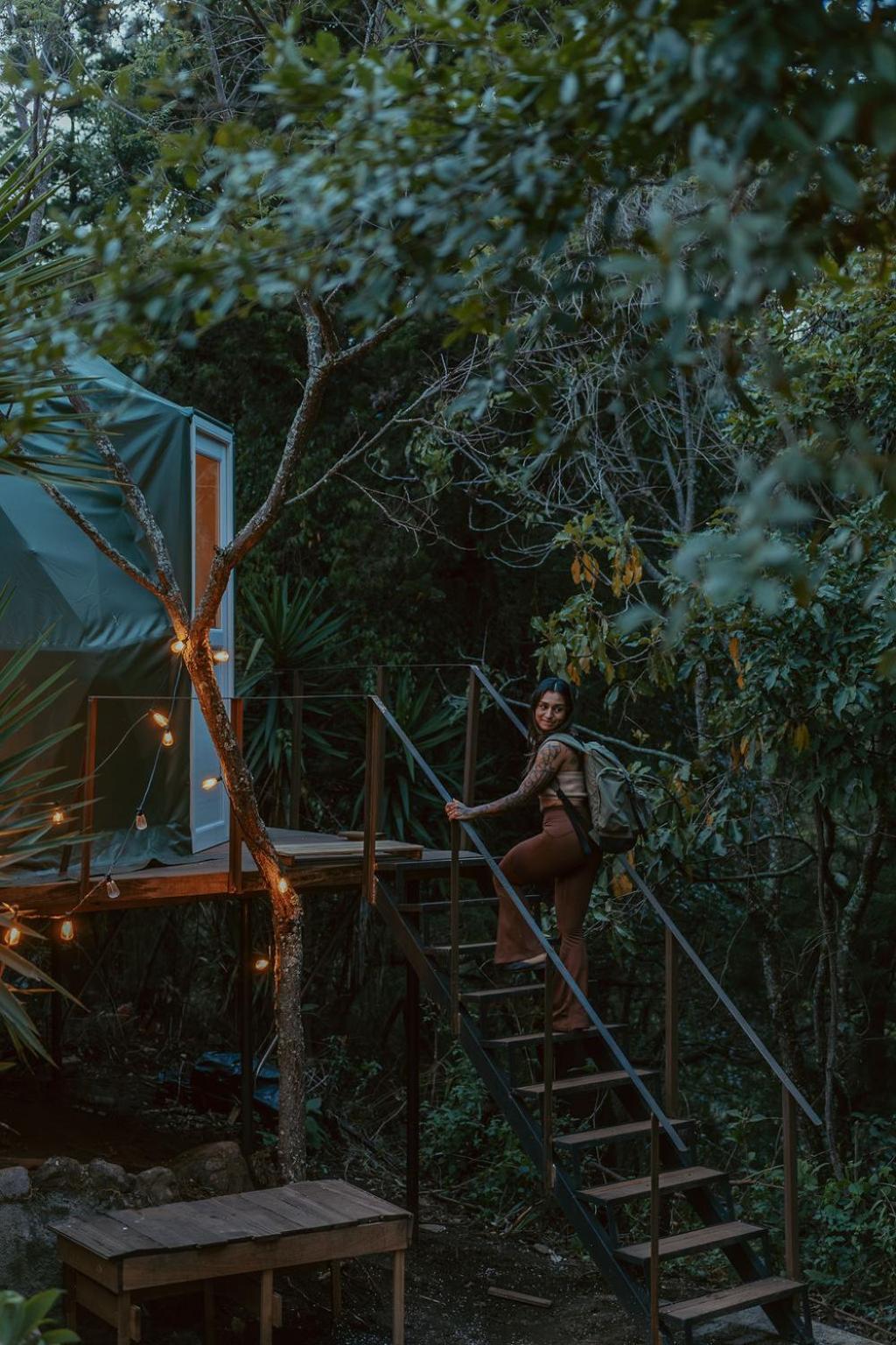 Las Cupulas At Earth Lodge Antigua Екстериор снимка